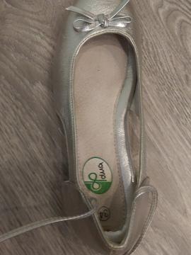medium-Серебряные праздничные туфли (балетки) с завязками