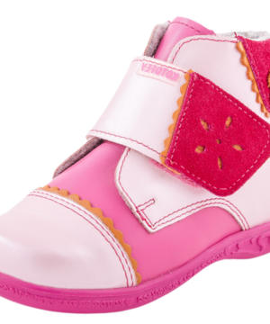 medium-Пристрой из иоих закупок: обувь и одежда для Детей