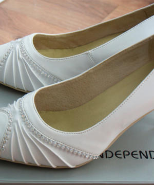 medium-Туфли белые свадебные р38