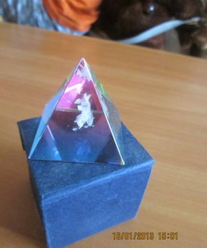 medium-пирамидка стекло с ангелочком