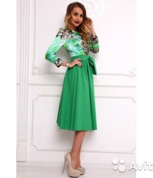 medium-Зеленое платье длины миди с цветным верхом новое