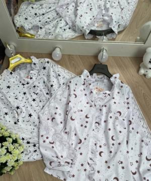 medium-блуза с кружевами и рюшечками